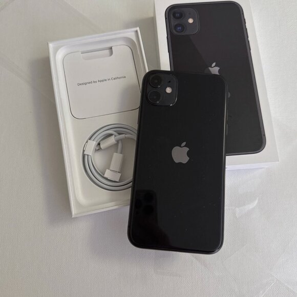 Apple iPhone 11 - Picture 3 of 11